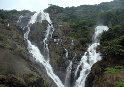 guide-to-visiting-dudhsagar